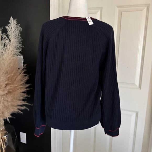 NWT Talbots V-Neck Ribbed Pearl button Cardigan Tipped Navy with Red
Size Large - Picture 7 of 12